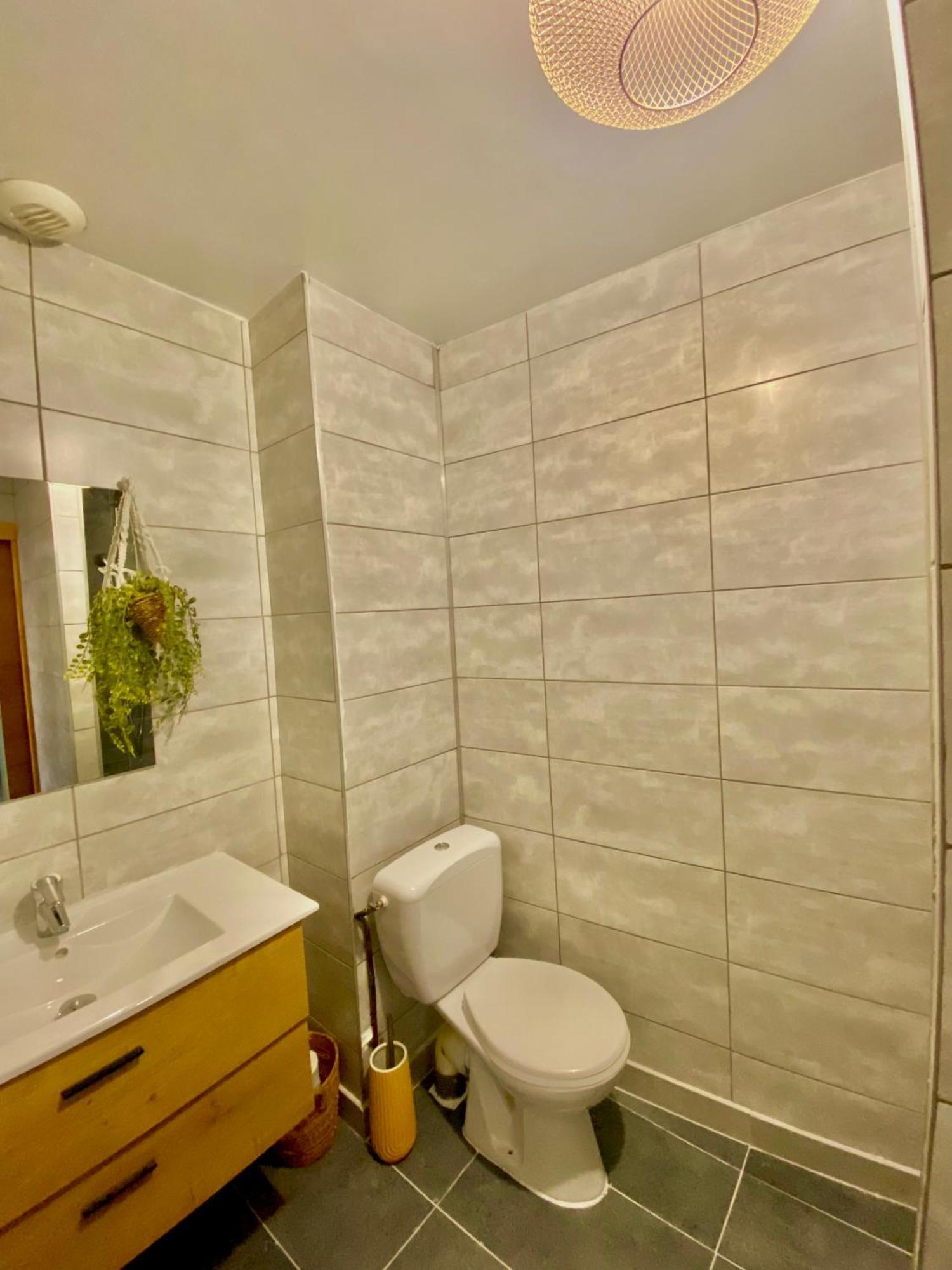 Appartement Chloe Du Lac Montferrat  Zewnętrze zdjęcie