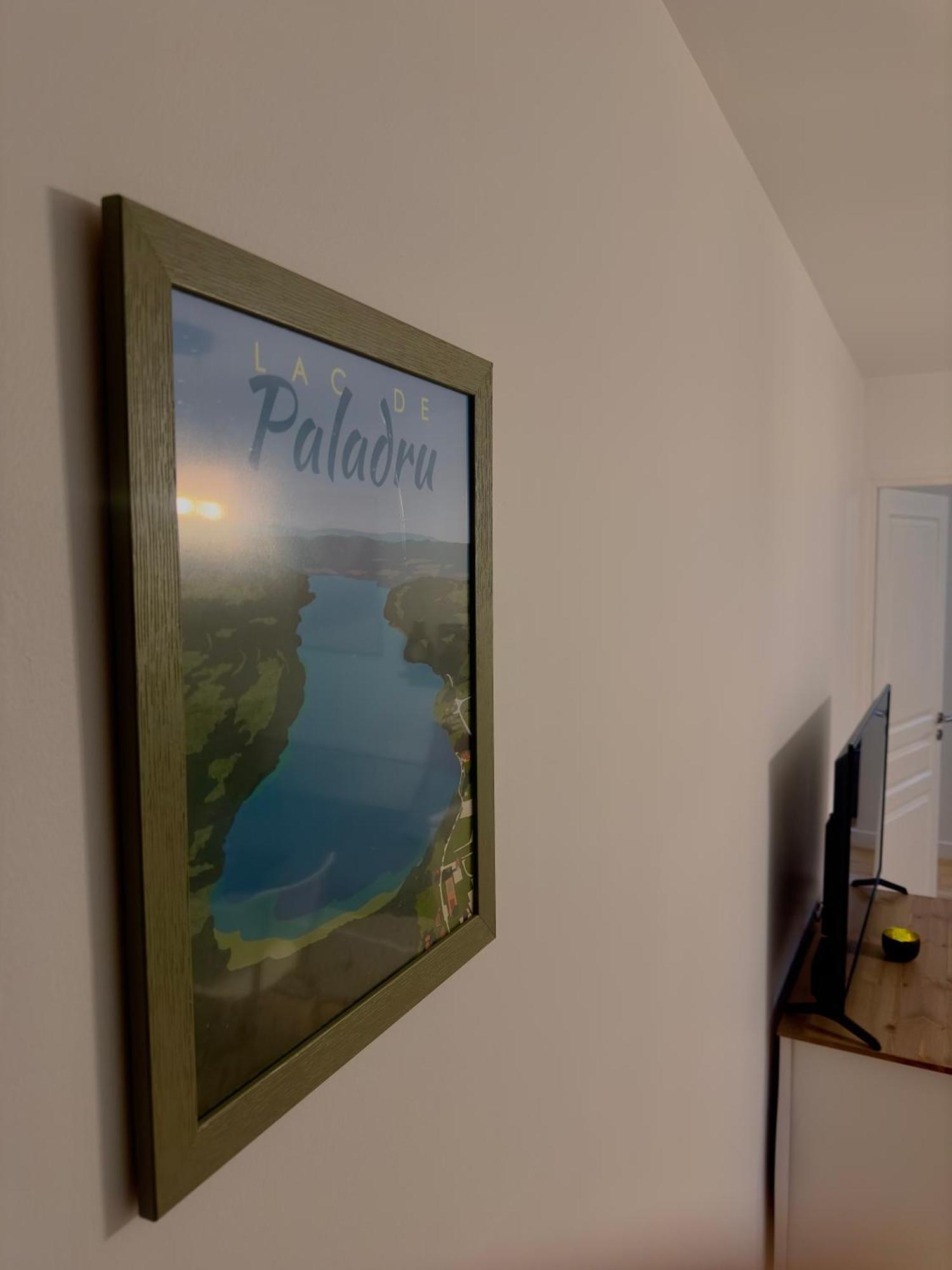 Appartement Chloe Du Lac Montferrat  Zewnętrze zdjęcie