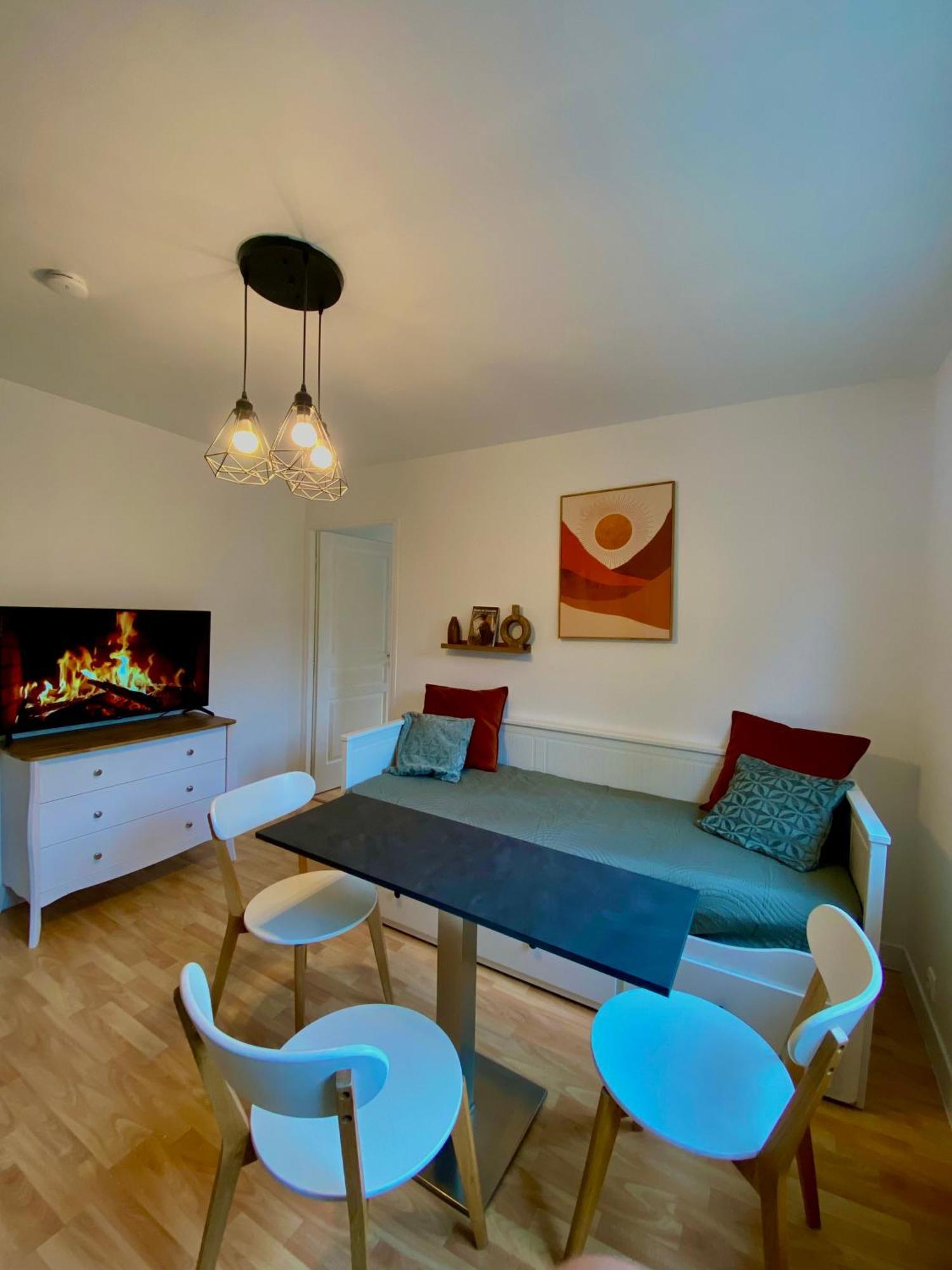 Appartement Chloe Du Lac Montferrat  Zewnętrze zdjęcie