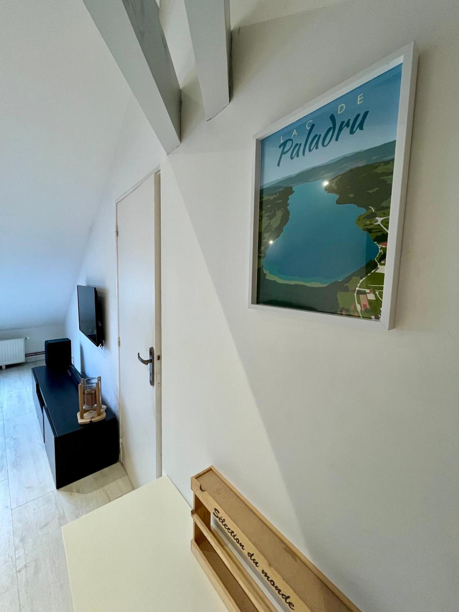 Appartement Chloe Du Lac Montferrat  Zewnętrze zdjęcie